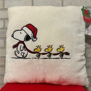 Snoopy Christmas Large Throw Pillow 18” NWT